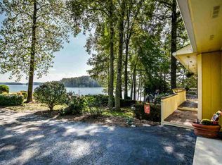 310 Lakeside Dr, Seneca, SC 29672