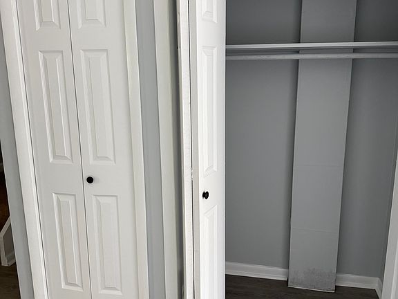 4th image of 9 Scott Dr