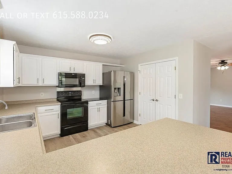 7222 Mary Susan Ln — Photo 9