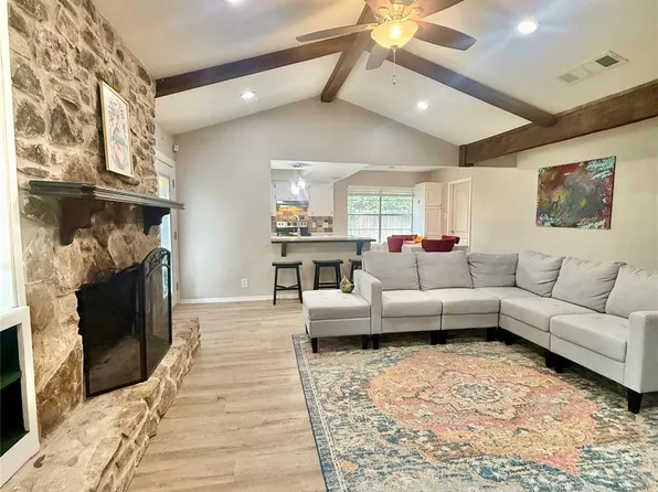 9511 Meadowheath Dr, Austin, TX 78729