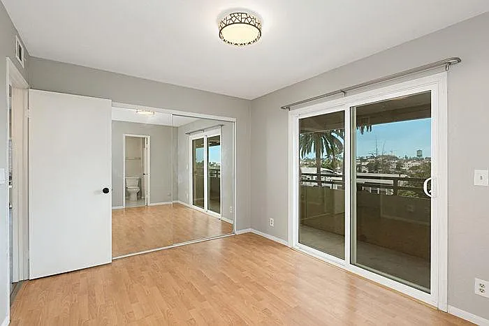 4062 Georgia St #4 — Photo 11
