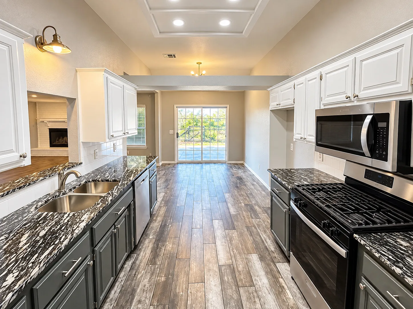 3 bed, 1607 sqft, $1,700 — Photo 4