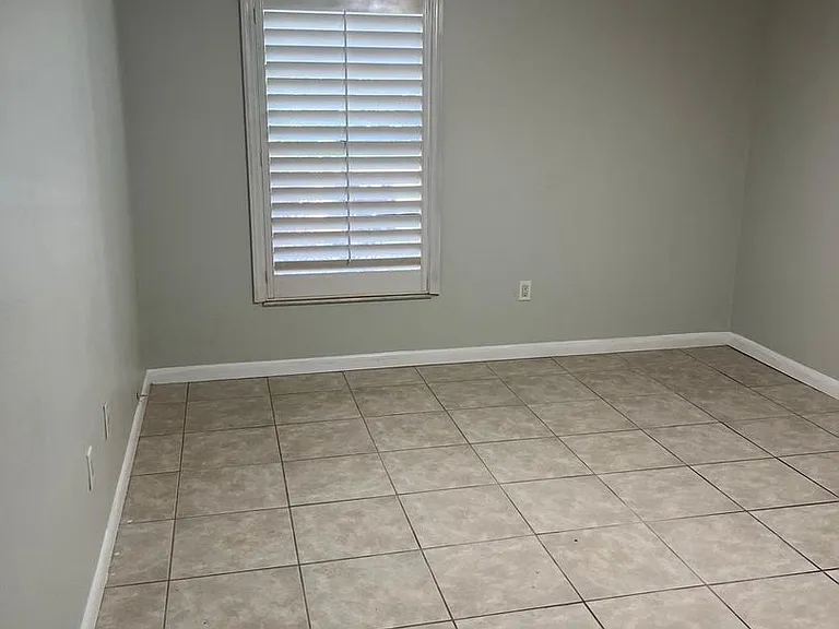 3802 W Hamilton Ave — Photo 18