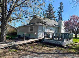 203 N Victory Rd, Norfolk, NE 68701