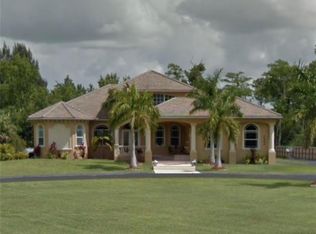 2955 White Blvd, Naples, FL 34117