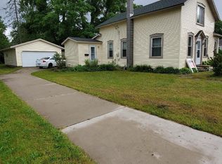 219 W Montcalm St, Greenville, MI