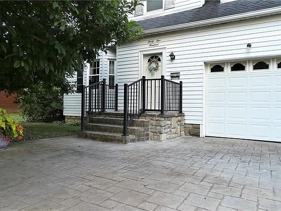 3rd image of 3500 Cadillac Dr
