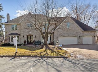 766 Evergreen Knls, Mendota Heights, MN 55118