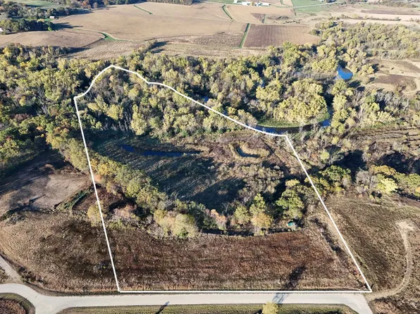 N7087 Wild Iris Way, Albany, WI 53502