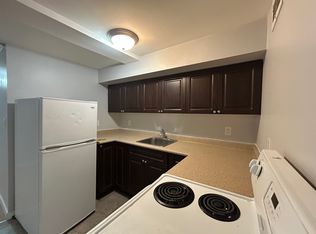 499 Osborne St #B, Winnipeg, MB R3L2A8