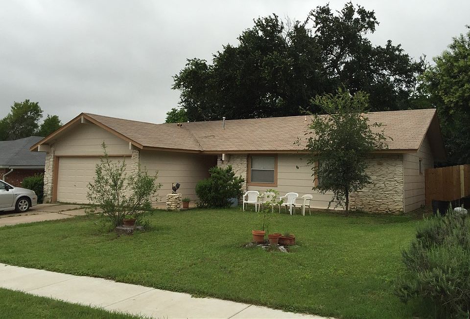 2nd image of 2622 Carlow Dr