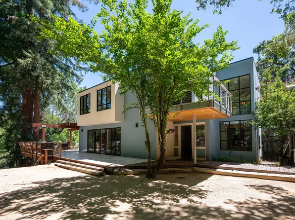 2733 N Fitch Mountain Rd, Healdsburg, CA 95448