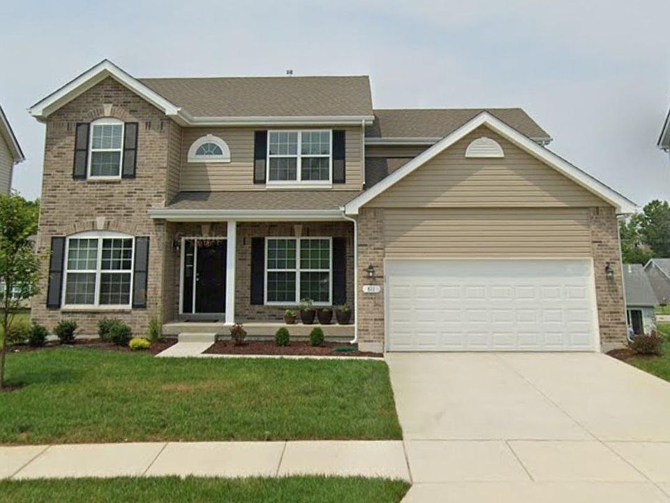 1st image of 811 Hazy Hills Dr