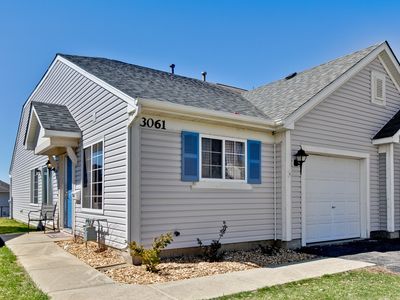 3061 Ronan Dr, Lake In The Hills, IL, 60156