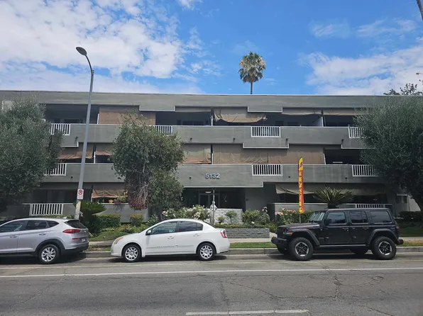 (undisclosed Address), Encino, CA 91316
