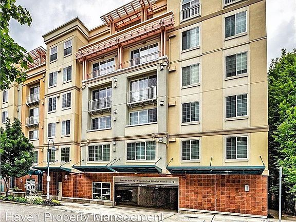 3rd image of 11004 NE 11th St APT 506