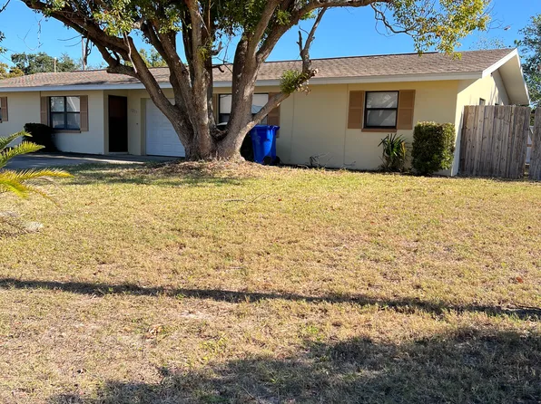 1211 Spalding Rd, Dunedin, FL 34698