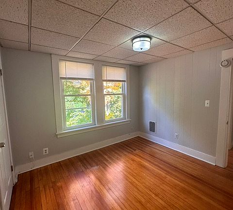 3rd image of 21 Wakelee Ave #2