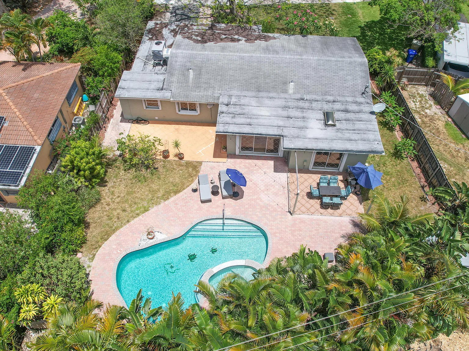 3 bed, 2.0 bath, 1458 sqft, $5,000 — Photo 3