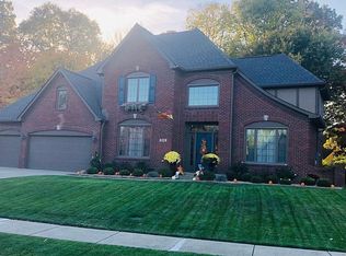 8632 Mariesi Dr, Indianapolis, IN 46278