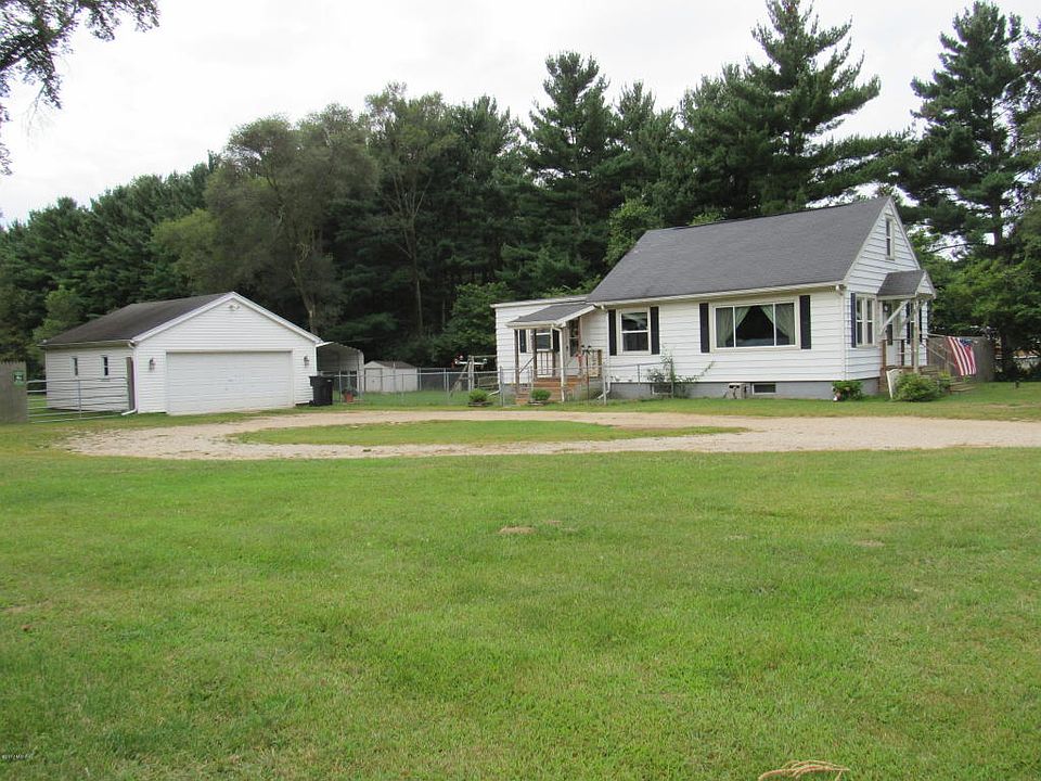 1st image of 32771 Us Highway 12