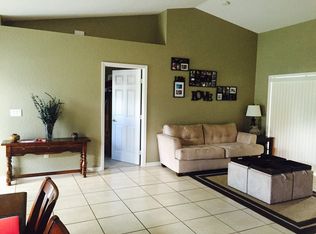 1042 SW Dartmouth Ave, Port Saint Lucie, FL 34953