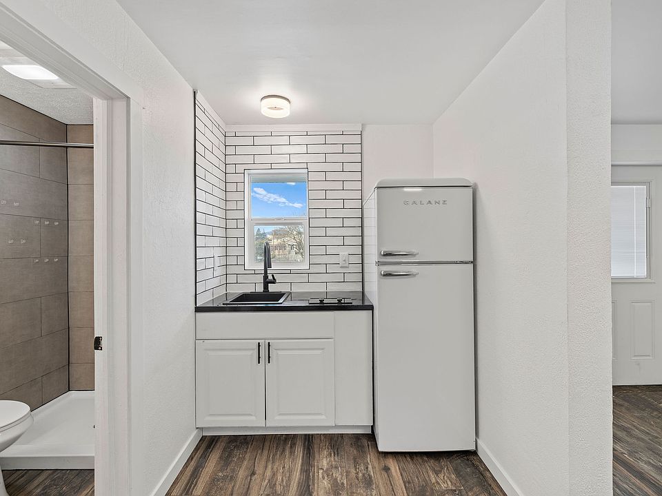 1st image of 503 N 2nd St #3