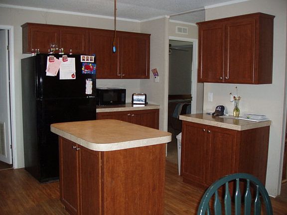 5th image of 161 Cedar Creek Dr