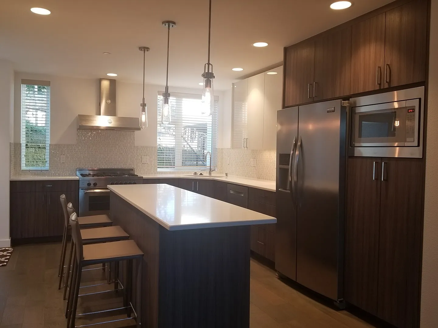 Spacious and modern townhome in Downtown Bellevue — Photo 4