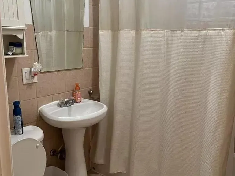 1921 W Belmont Ave #1R — Photo 6