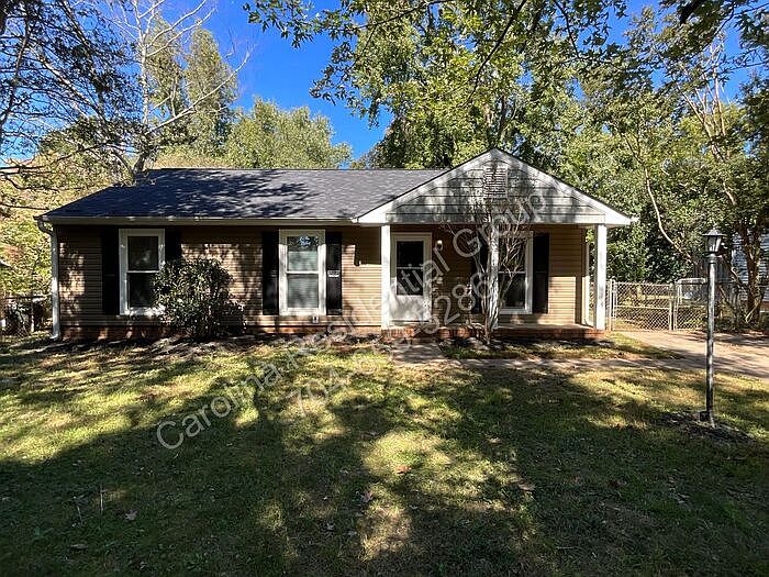 1st image of 7613 Lancashire Dr