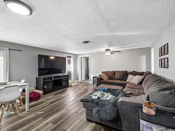 3rd image of 1114 N 6th St