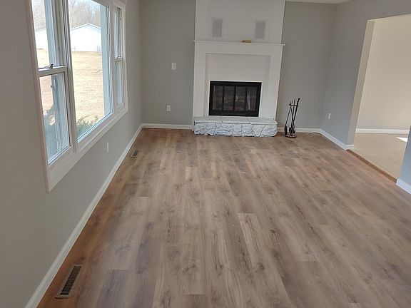 3rd image of 42861 County Road 653