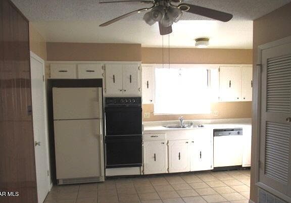 4th image of 6601 Escondido Dr #B