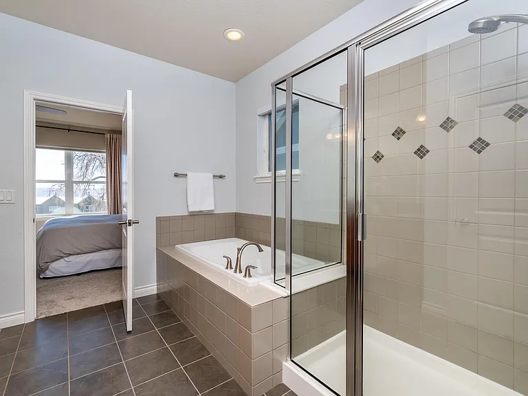 1362 Golden Eagle Way — Photo 17