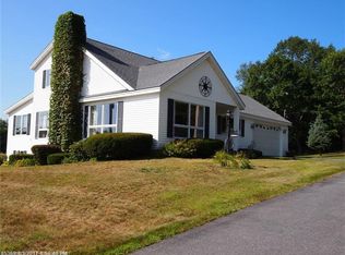 14 Sunset Ave, Lisbon, ME 04252