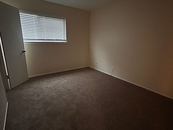 5th image of 518 N Church St APT 1