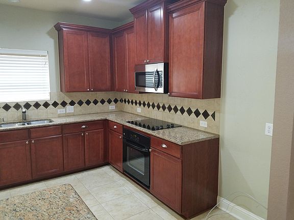 4th image of 3824 Jeanette Ln