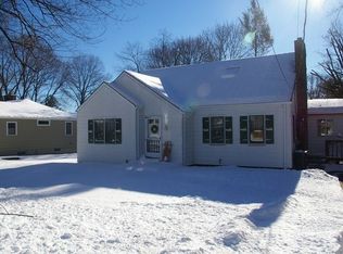 35 Clinton Ave, Tappan, NY 10983