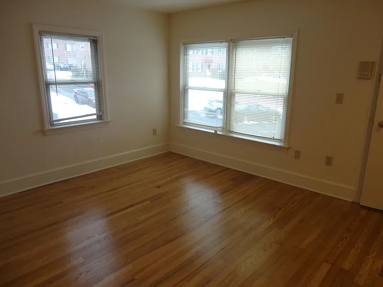 Soundview Apartments — Photo 11