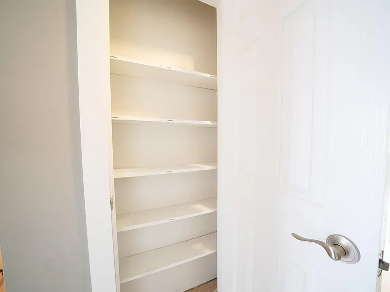 500 E Riverside Dr #242 — Photo 9