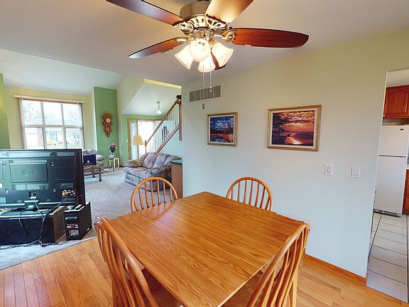 5th image of 104 N Hamilton Dr