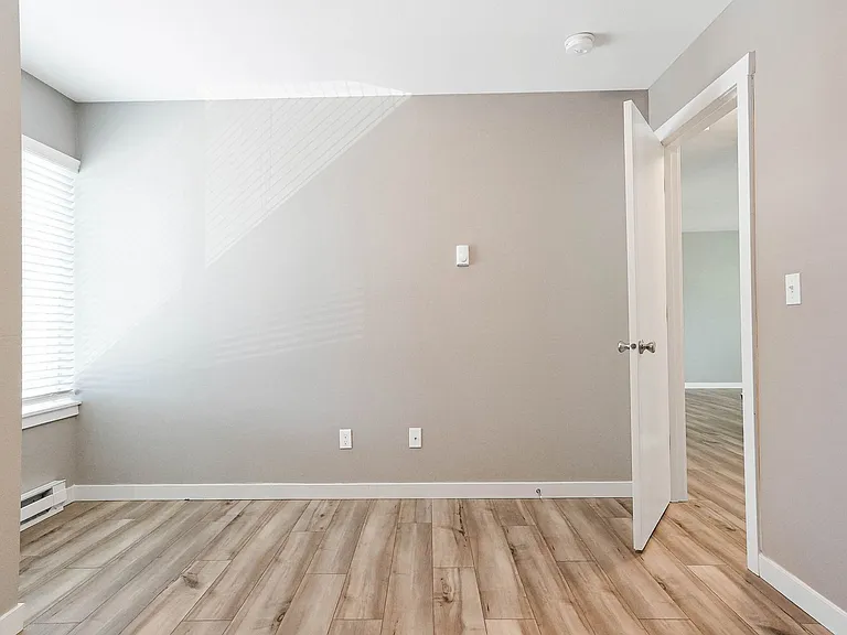 249-Nola Place Apartments — Photo 48