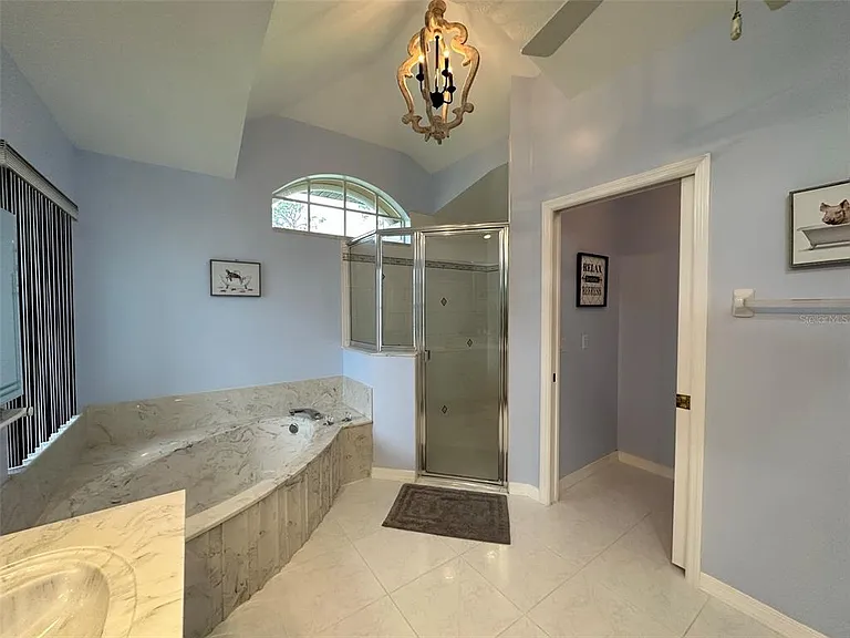 1238 Yorkshire St — Photo 23