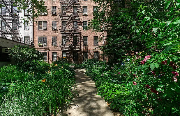 Rented by Emor Management Inc. | media 14