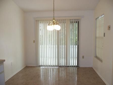 5th image of 2725 Curry Woods Dr