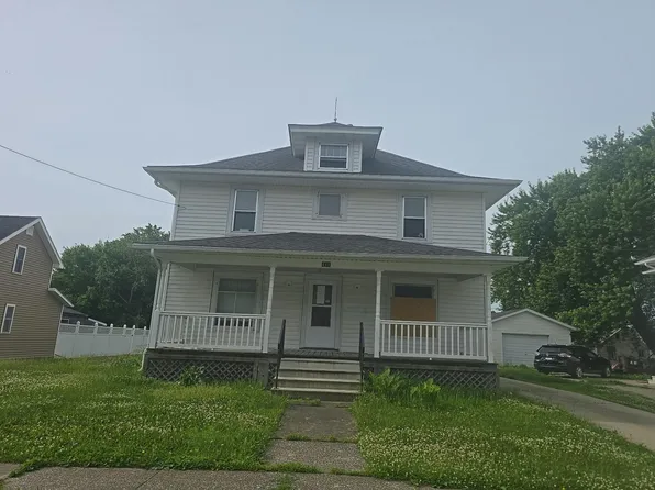 411 W 3rd St, Sumner, IA 50674