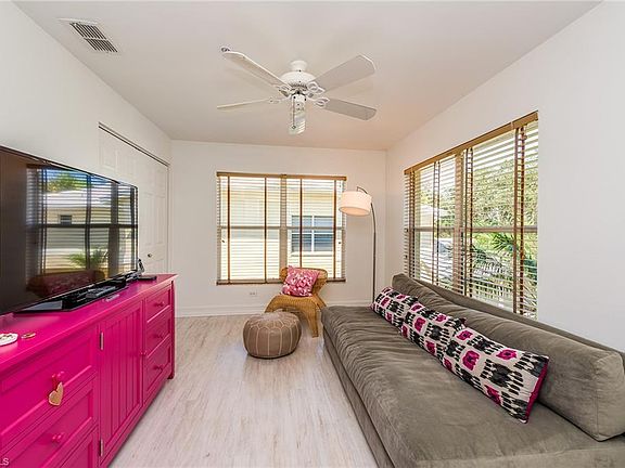 4th image of 780 Tarpon Cove Dr #806