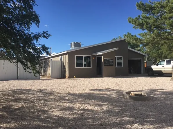 1204 Franciscan Ave, Grants, NM 87020