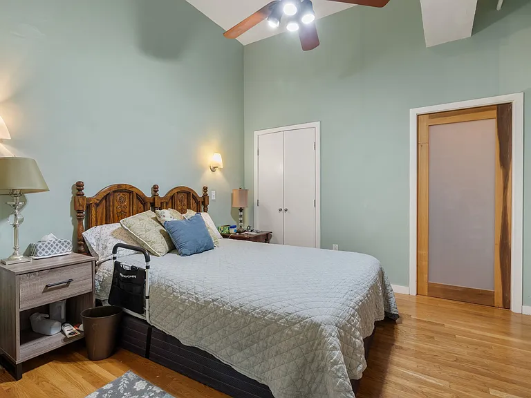 1200 Washington St #121 — Photo 15